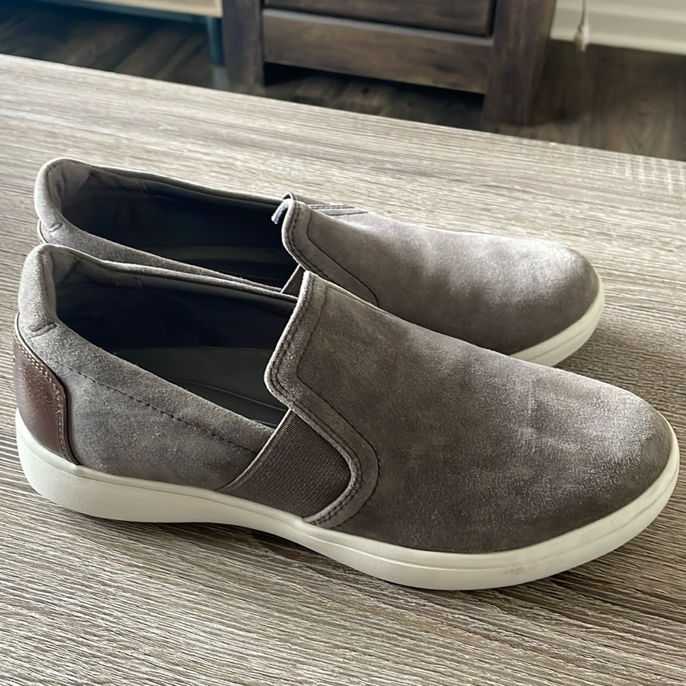 Rockport comfy light shoes